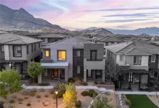 Photo #5: 2716872 Listing 