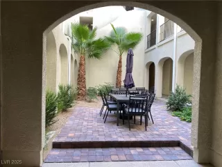 Photo #1: 2716951 Listing