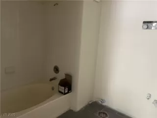 Photo #5: 2716962 Listing 