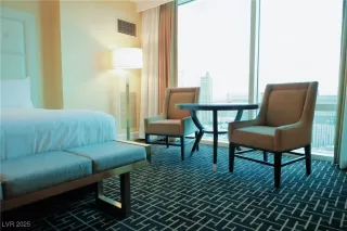 Photo #2: 2716988 Listing