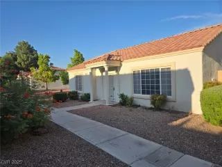 Photo #1: 2717038 Listing