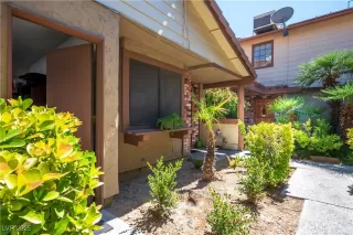 Photo #1: 2717045 Listing