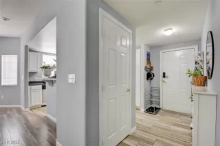 Photo #2: 2717049 Listing