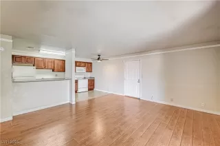 Photo #1: 2717050 Listing