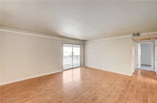 Photo #2: 2717050 Listing
