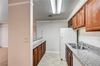 Photo #6: 2717050 Listing