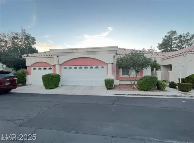 MLS: 2717063 Condo For Sale