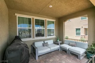 Photo #3: 2717071 Listing