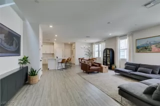 Photo #5: 2717071 Listing