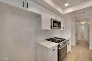 Photo #6: 2717093 Listing 