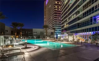 Photo #1: 2717095 Listing 