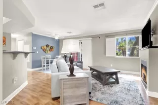 Photo #5: 2717134 Listing