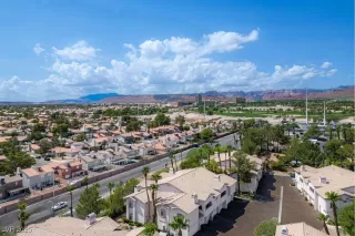 Photo #2: 2717140 Listing