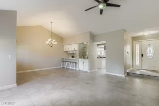 Photo #4: 2717167 Listing 