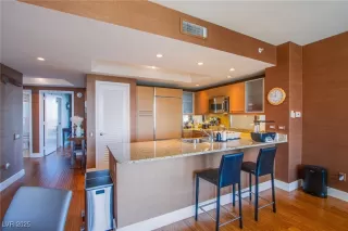 Photo #4: 2717235 Listing