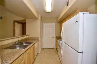 Photo #1: 2717262 Listing 