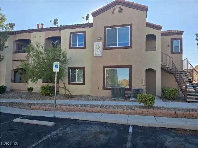 MLS: 2717273 Condo For Sale