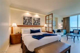 Photo #4: 2717284 Listing