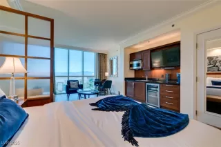 Photo #6: 2717284 Listing