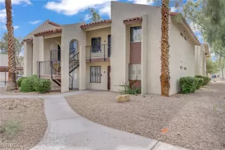 Photo #1: 2717285 Listing