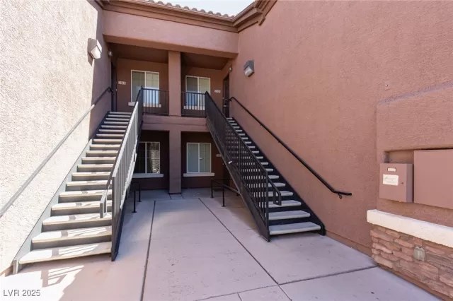 MLS: 2717286 Condo For Sale