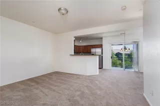 Photo #4: 2717286 Listing 