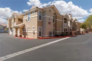 Photo #1: 2717302 Listing 