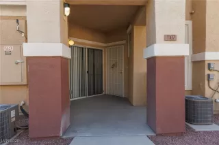 Photo #2: 2717302 Listing 