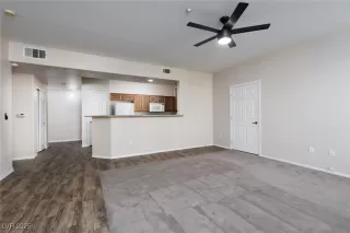 Photo #4: 2717302 Listing 