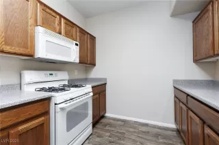 Photo #6: 2717302 Listing 