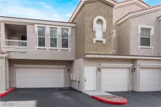 Photo #1: 2717304 Listing 