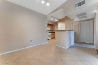 Photo #6: 2717304 Listing 