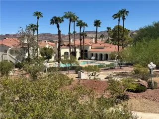 Photo #2: 2717369 Listing