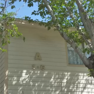 Photo #1: 2717371 Listing 