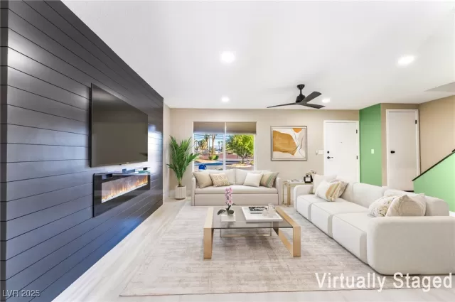 MLS: 2717385 Condo For Sale