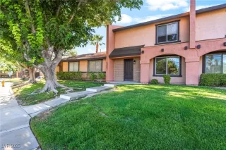 Photo #1: 2717385 Listing