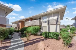 Primary Photo for MLS#: 2717411