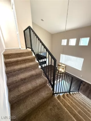 Photo #4: 2717418 Listing 