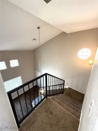 Photo #5: 2717418 Listing 