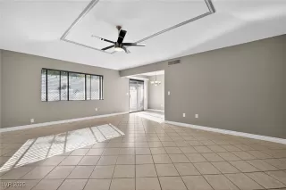 Photo #3: 2717425 Listing 