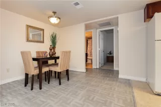 Photo #3: 2717455 Listing