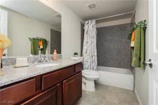 Photo #6: 2717455 Listing