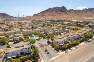 Photo #1: 2717479 Listing 