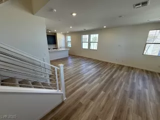 Photo #1: 2717584 Listing