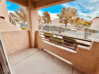 Photo #3: 2717677 Listing 