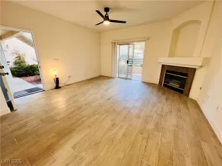 Photo #5: 2717677 Listing 