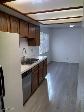 Photo #4: 2717699 Listing 