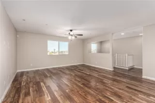 Photo #4: 2717726 Listing