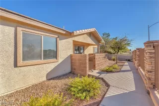 Photo #1: 2717730 Listing 