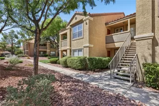 Photo #1: 2717737 Listing